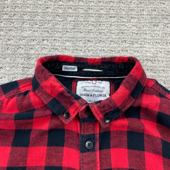 Denim & Flower Lumberjack Shirt Men Medium M Slim Fit Red Black Checkered Polo - Picture 4 of 9
